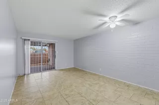 Photo #4: 6942629 Listing 