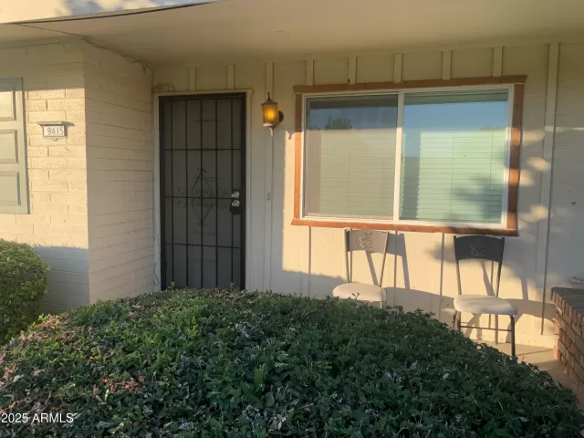 MLS: 6942858 Condo For Sale