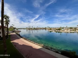 Photo #4: 6942929 Listing