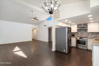 Photo #2: 6942941 Listing