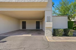 Photo #5: 6943086 Listing