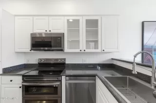 Photo #5: 6943155 Listing 