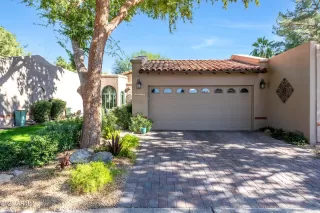 Photo #2: 6943183 Listing 