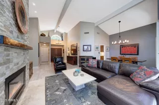 Photo #6: 6943183 Listing 