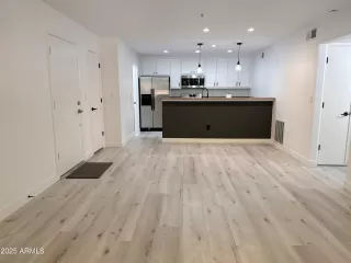 Photo #1: 6943194 Listing