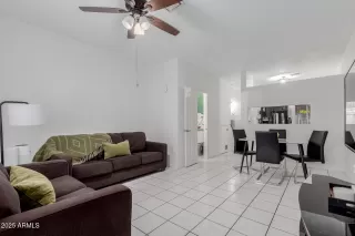 Photo #4: 6943403 Listing