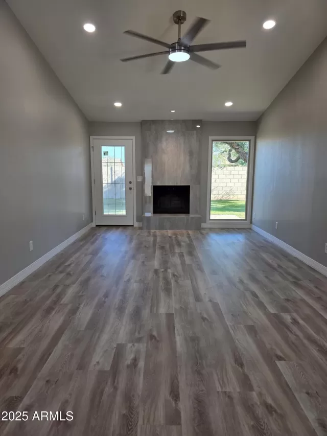 MLS: 6943409 Condo For Sale