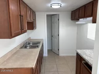 Photo #6: 6943471 Listing