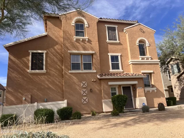 MLS: 6943522 Condo For Sale