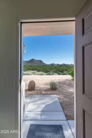 Photo #2: 6943522 Listing