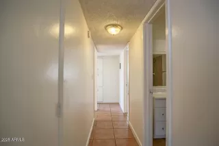 Photo #3: 6943537 Listing