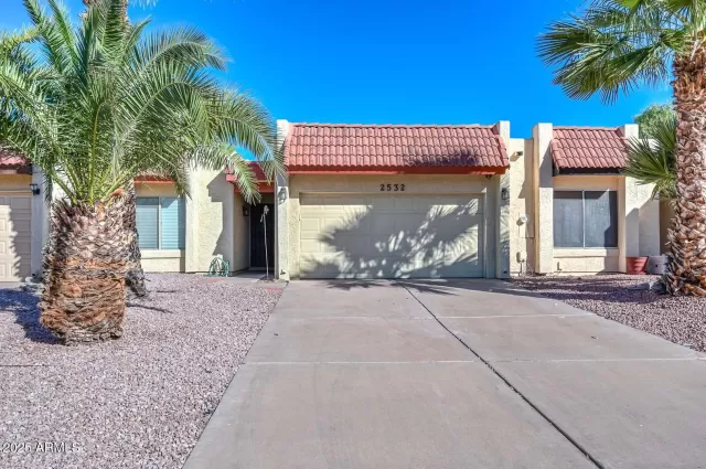 MLS: 6943568 Condo For Sale