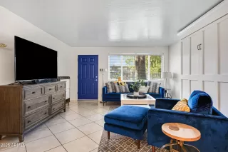 Photo #3: 6943582 Listing