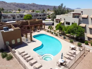 Photo #3: 6943584 Listing