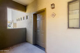 Photo #4: 6943584 Listing