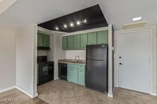 Photo #5: 6943624 Listing