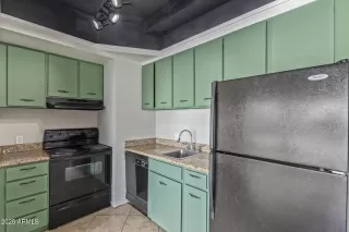 Photo #6: 6943624 Listing