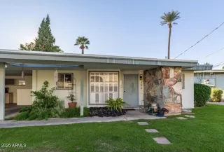 More Details about MLS # 6943705 : 344 W MARYLAND AVENUE