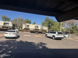 Photo #4: 6943718 Listing