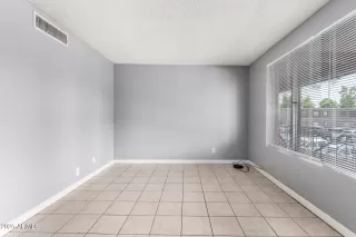 Photo #3: 6943769 Listing