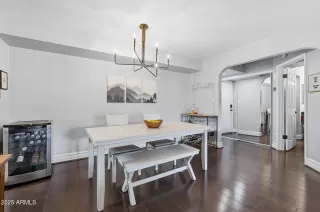 Photo #3: 6943849 Listing