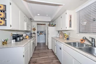 Photo #3: 6943862 Listing