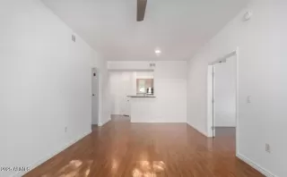 Photo #2: 6943877 Listing