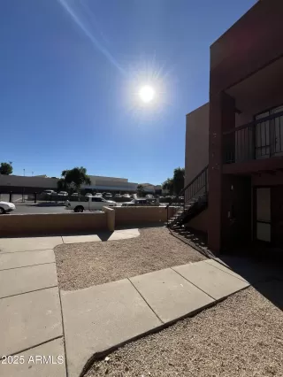 Photo #1: 6943986 Listing