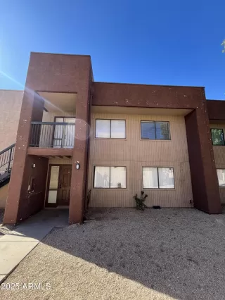 Photo #2: 6943986 Listing