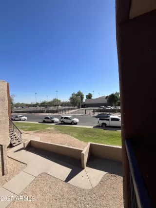 Photo #4: 6943986 Listing