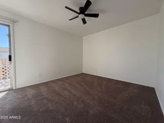 Photo #5: 6944047 Listing