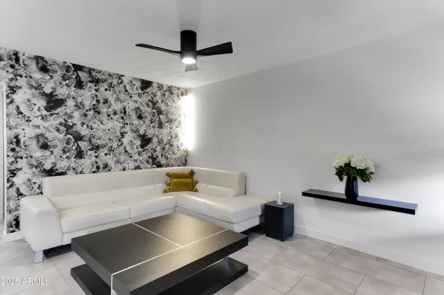 MLS: 6944054 Condo For Sale