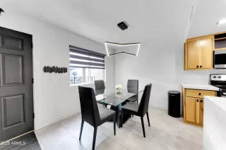 Photo #1: 6944054 Listing