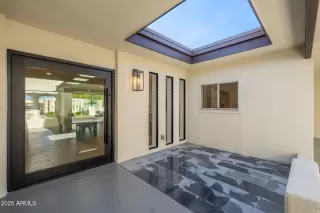 Photo #3: 6944058 Listing