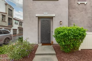 Photo #3: 6944065 Listing