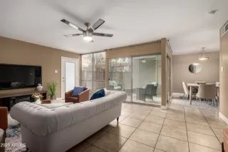 Photo #4: 6944250 Listing 