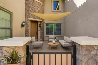 Photo #4: 6944396 Listing