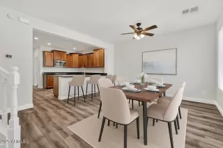 Photo #5: 6944396 Listing