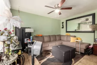 Photo #2: 6944425 Listing