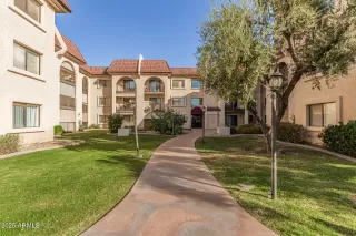 Photo #2: 6944578 Listing