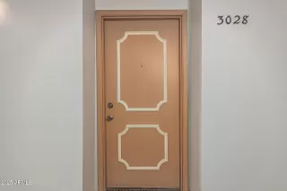 Photo #3: 6944578 Listing