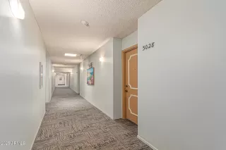 Photo #4: 6944578 Listing