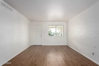 Photo #1: 6944676 Listing 