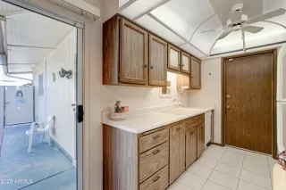 Photo #5: 6944684 Listing 