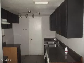 Photo #6: 6944775 Listing