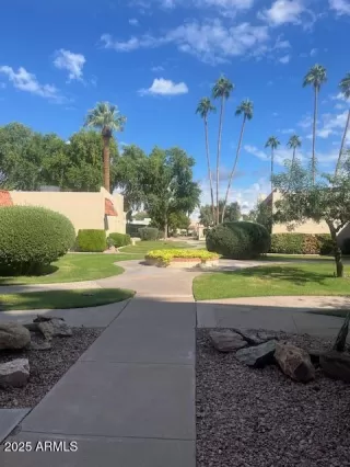 Photo #3: 6944980 Listing