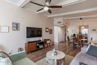 Photo #6: 6945039 Listing