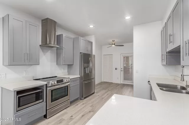 MLS: 6945045 Condo For Sale