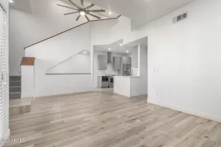 Photo #6: 6945045 Listing 