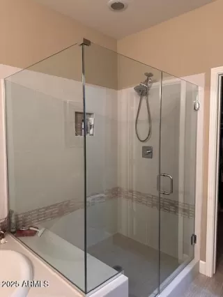 Photo #4: 6945071 Listing 